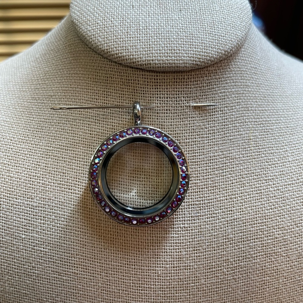 Origami Owl medium silver twist locket with Swarovski crystals. Pinkish/purple